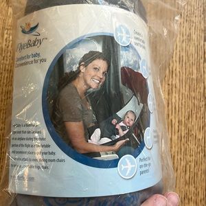 FlyeBaby airplane hammock baby seat